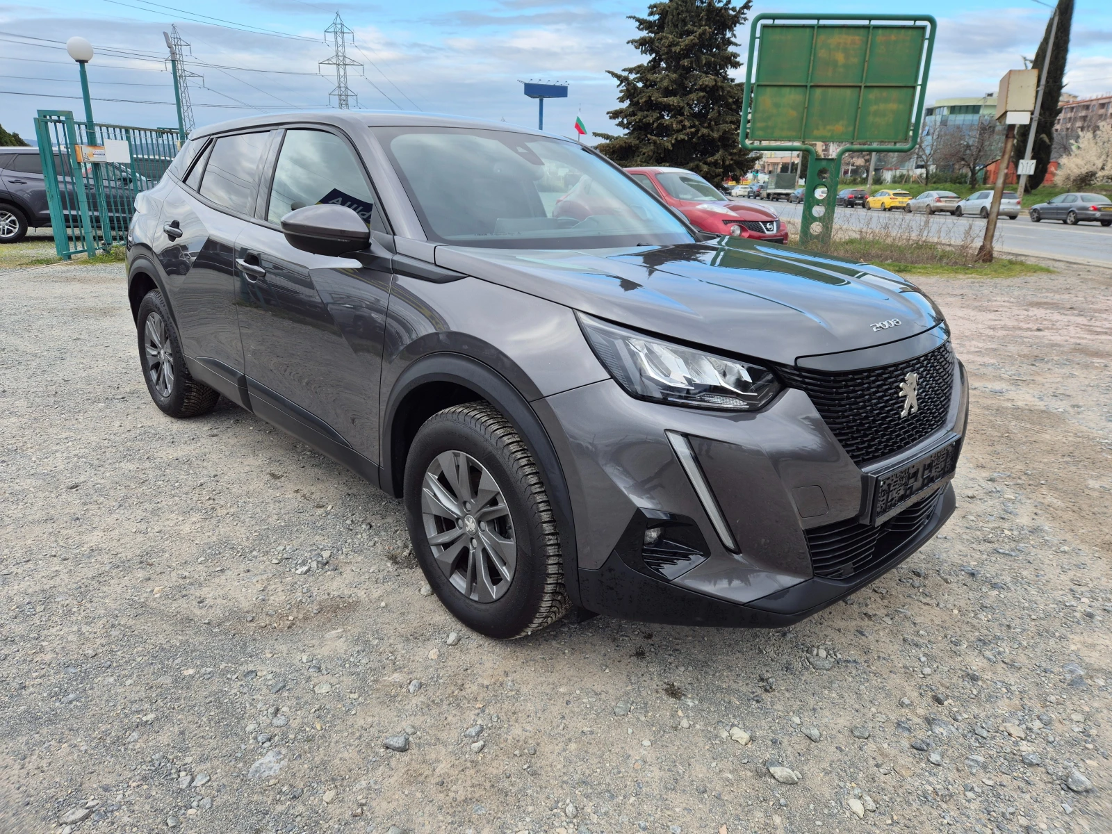 Peugeot 2008 1.2 i Turbo , снимка 7 - Автомобили и джипове - 53270048