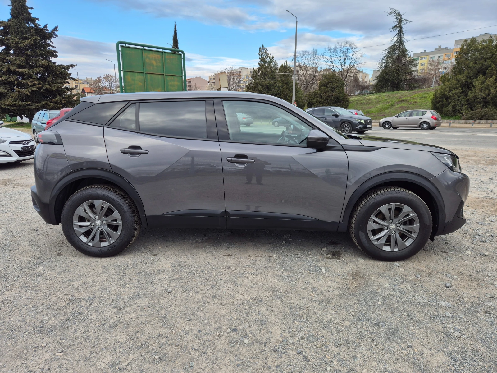 Peugeot 2008 1.2 i Turbo , снимка 6 - Автомобили и джипове - 53270048