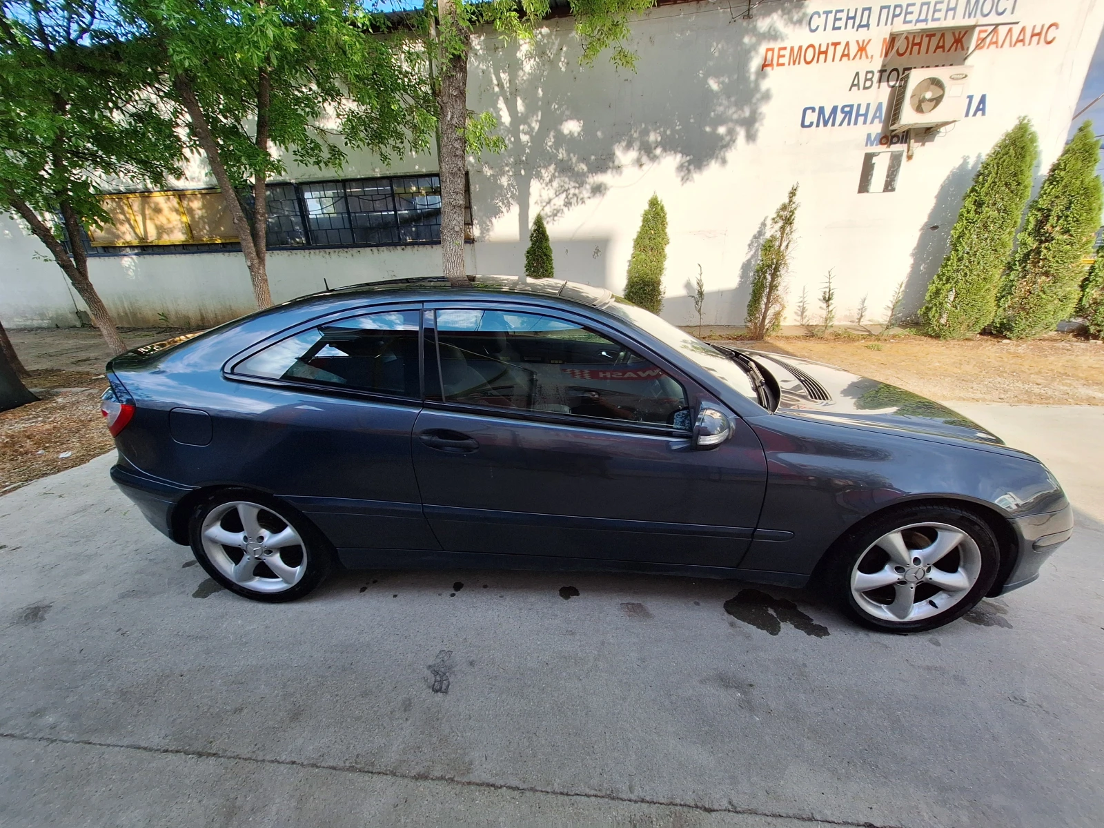 Mercedes-Benz C 180, снимка 4 - Автомобили и джипове - 54346249