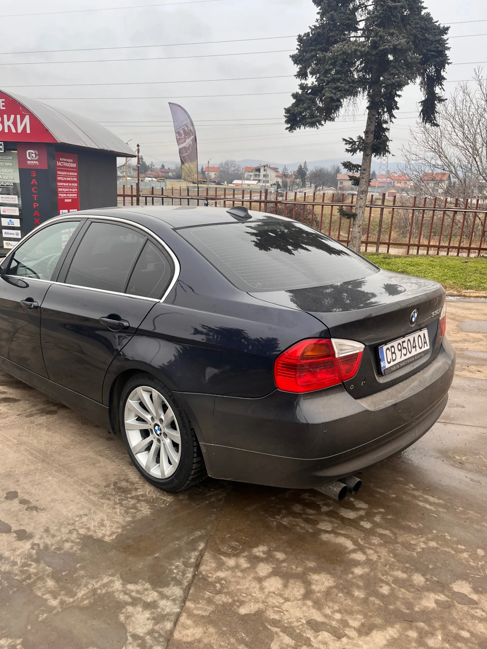 BMW 330, снимка 2 - Автомобили и джипове - 54623245