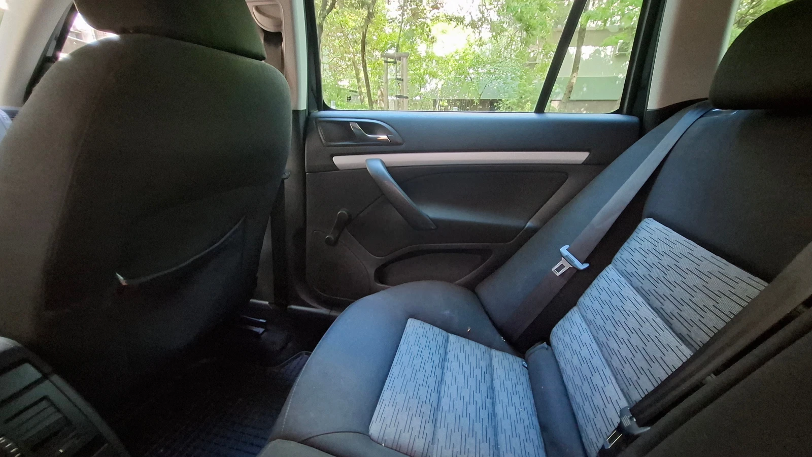 Skoda Octavia, снимка 13 - Автомобили и джипове - 54848863