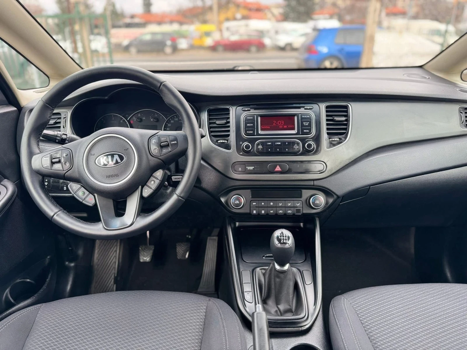 Kia Carens 1.7CRDI ECO Dynamic , снимка 12 - Автомобили и джипове - 55211404