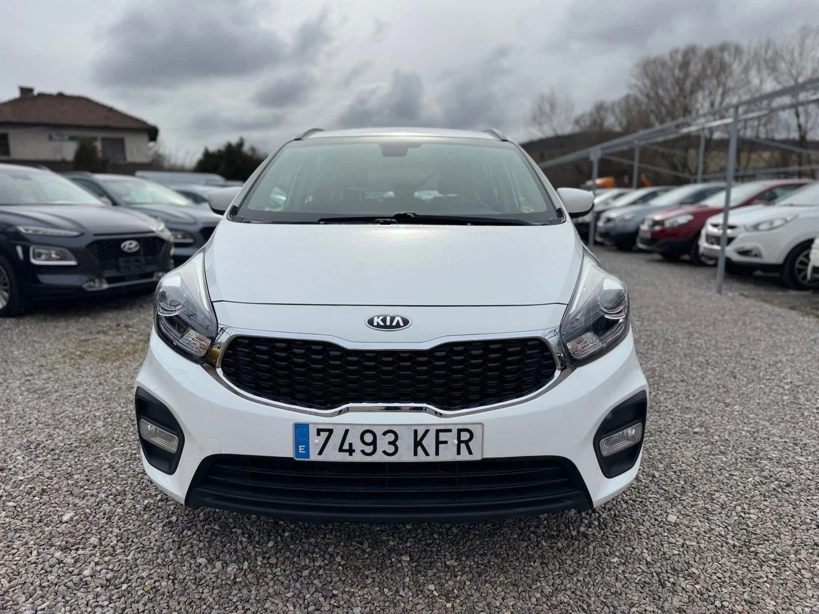 Kia Carens 1.7CRDI ECO Dynamic , снимка 3 - Автомобили и джипове - 55211404
