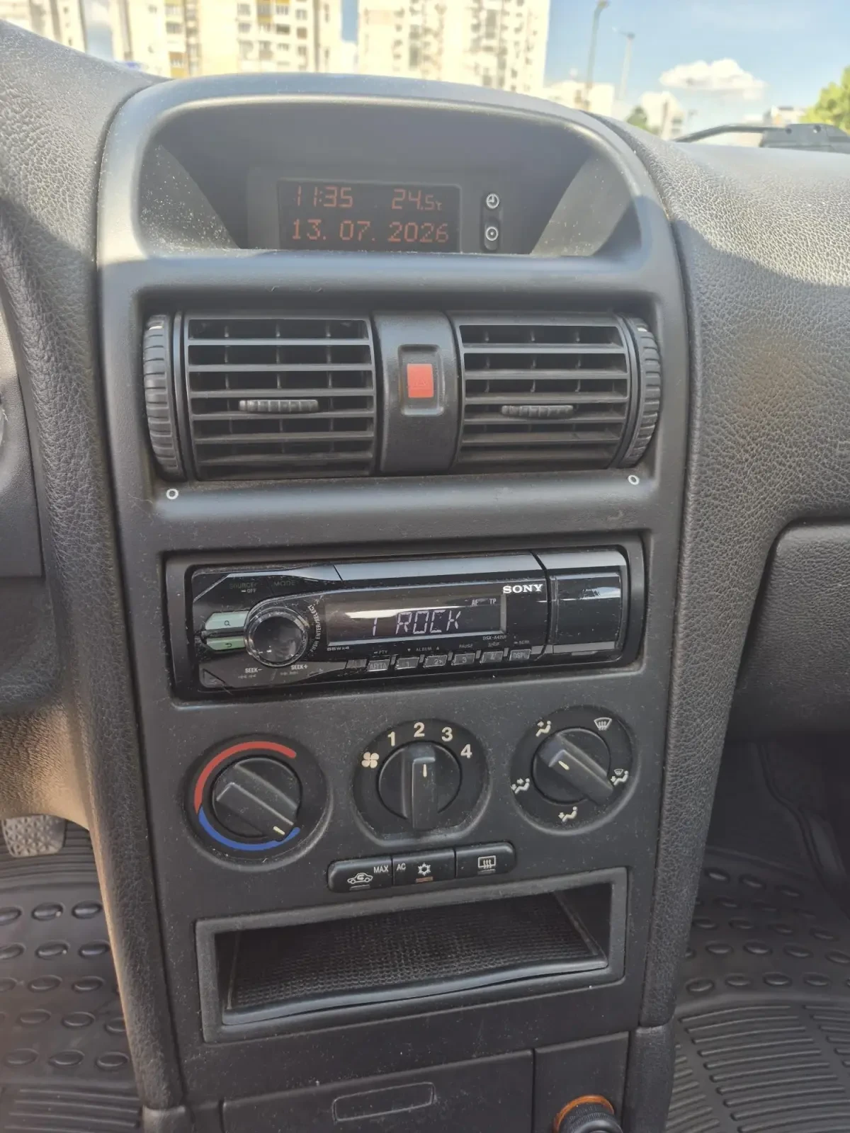 Opel Astra edition, снимка 7 - Автомобили и джипове - 55259632
