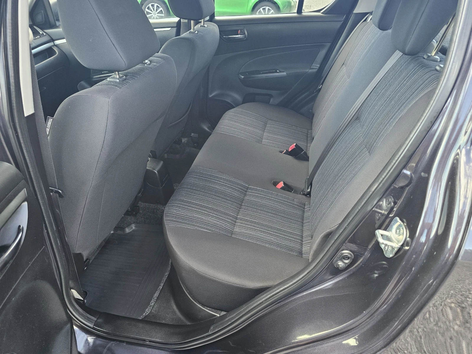 Suzuki Swift 1.3i 4X4 FASE_LIFT! | Mobile.bg � ����������� 12