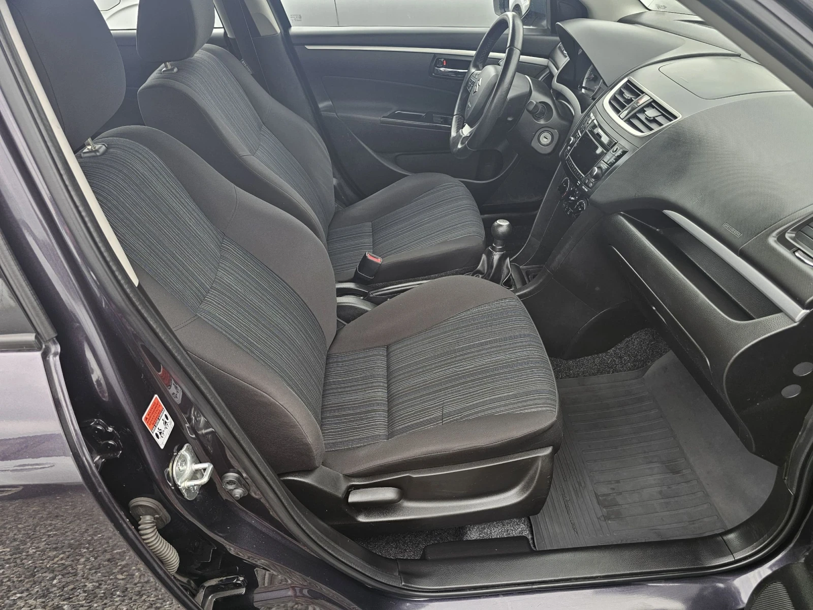 Suzuki Swift 1.3i 4X4 FASE_LIFT! | Mobile.bg � ����������� 11