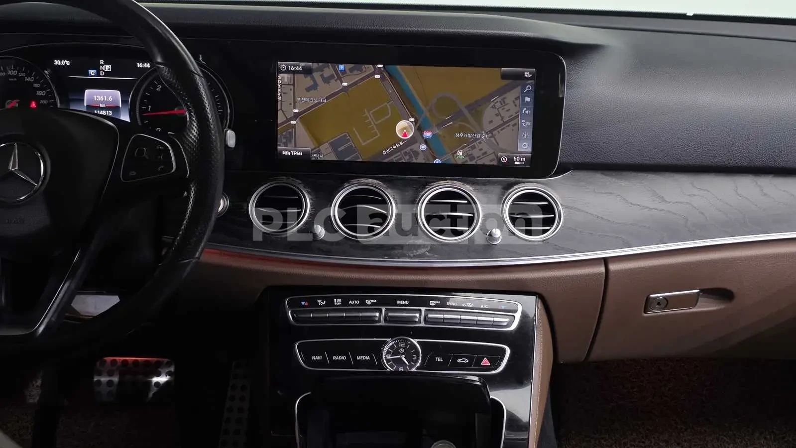 Mercedes-Benz E 220 AMG LINE HEAD UP 360CAM PANORAMA BURMESTER | Mobile.bg � ����������� 10