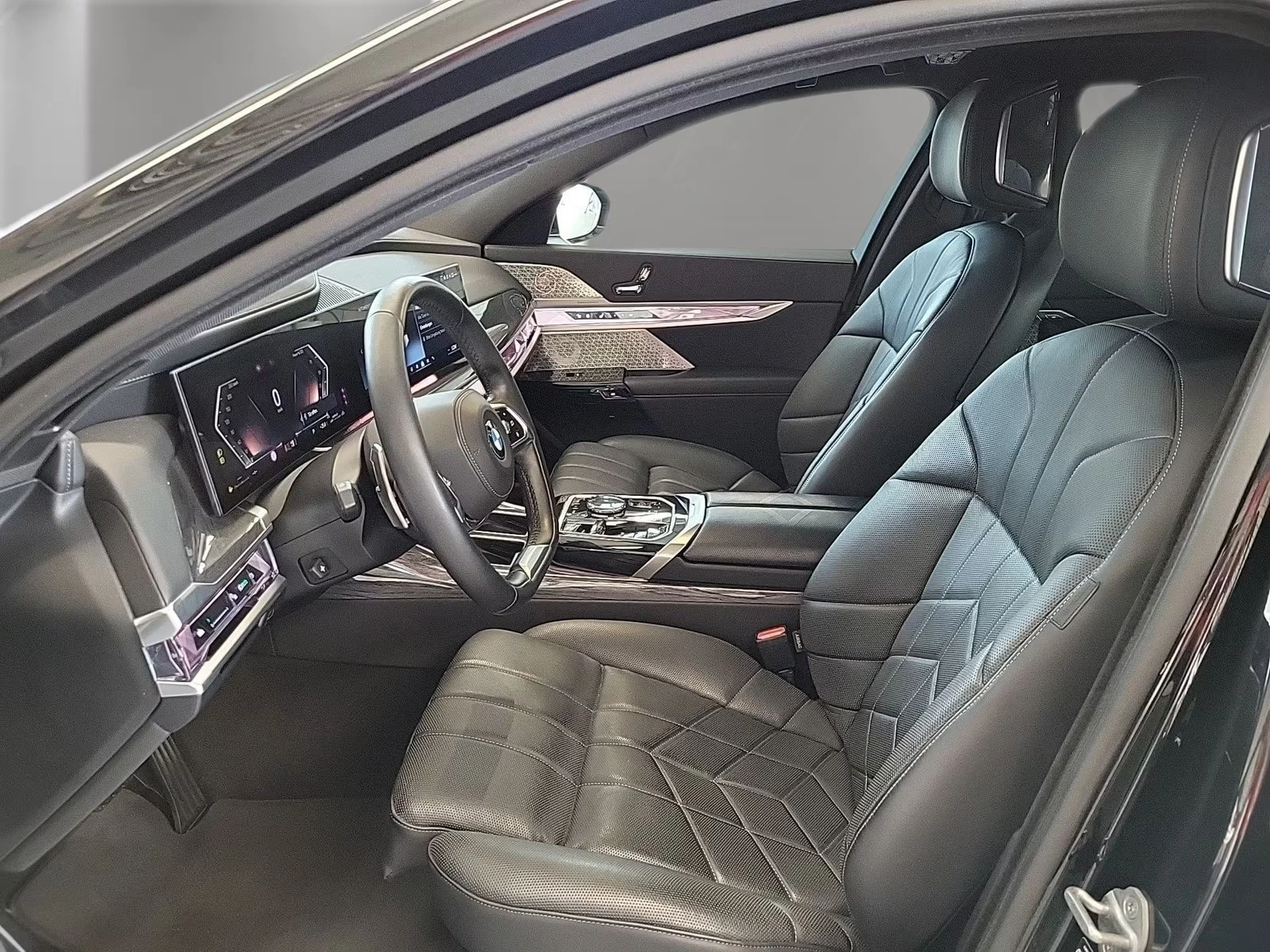 BMW 740 xDRIVE/299HP/M-SPORT/PANO/B&W/360/ACC/768z, снимка 8 - Автомобили и джипове - 55665571