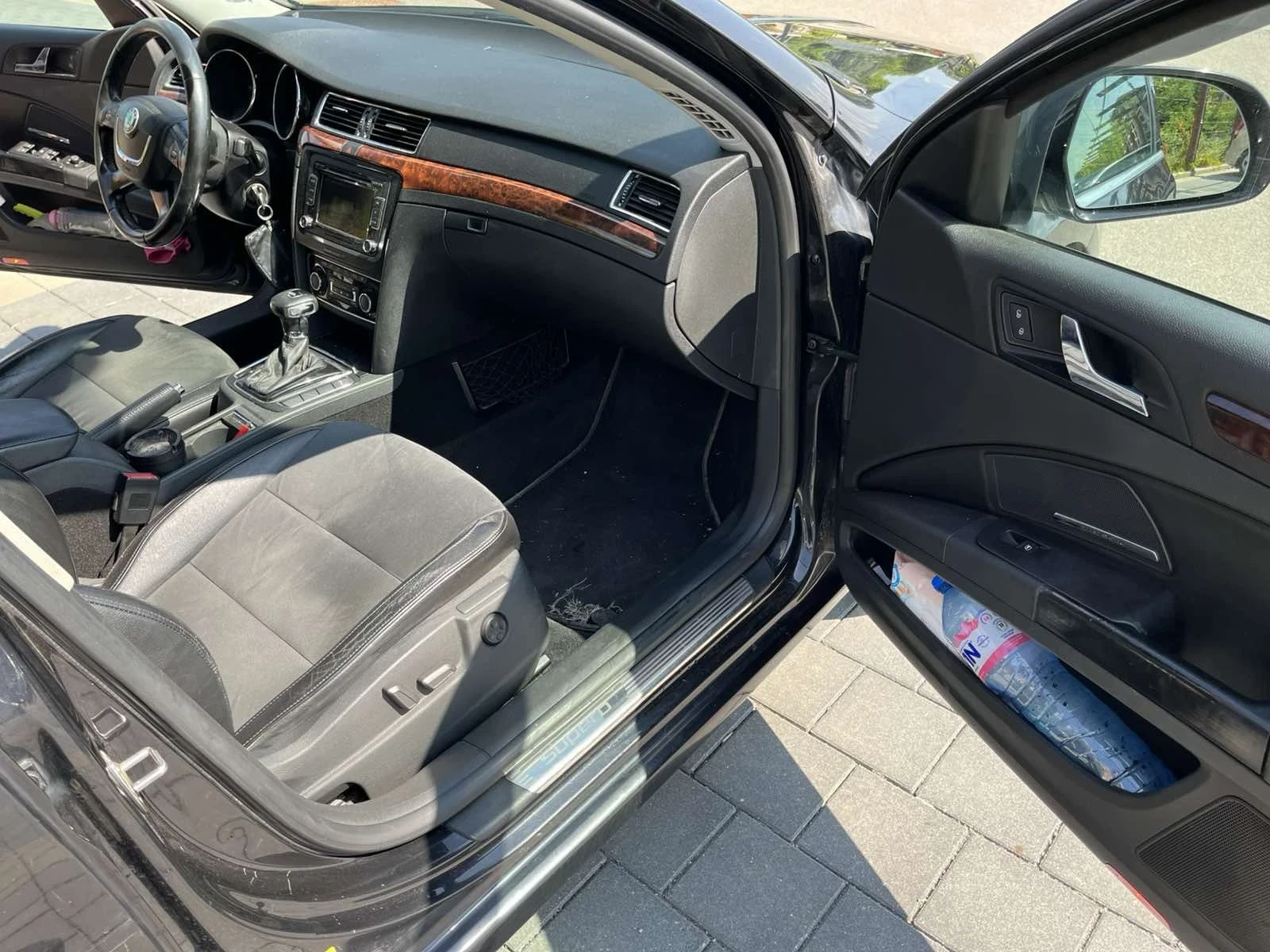 Skoda Superb 2.0TDI/140к.с, снимка 15 - Автомобили и джипове - 56022129