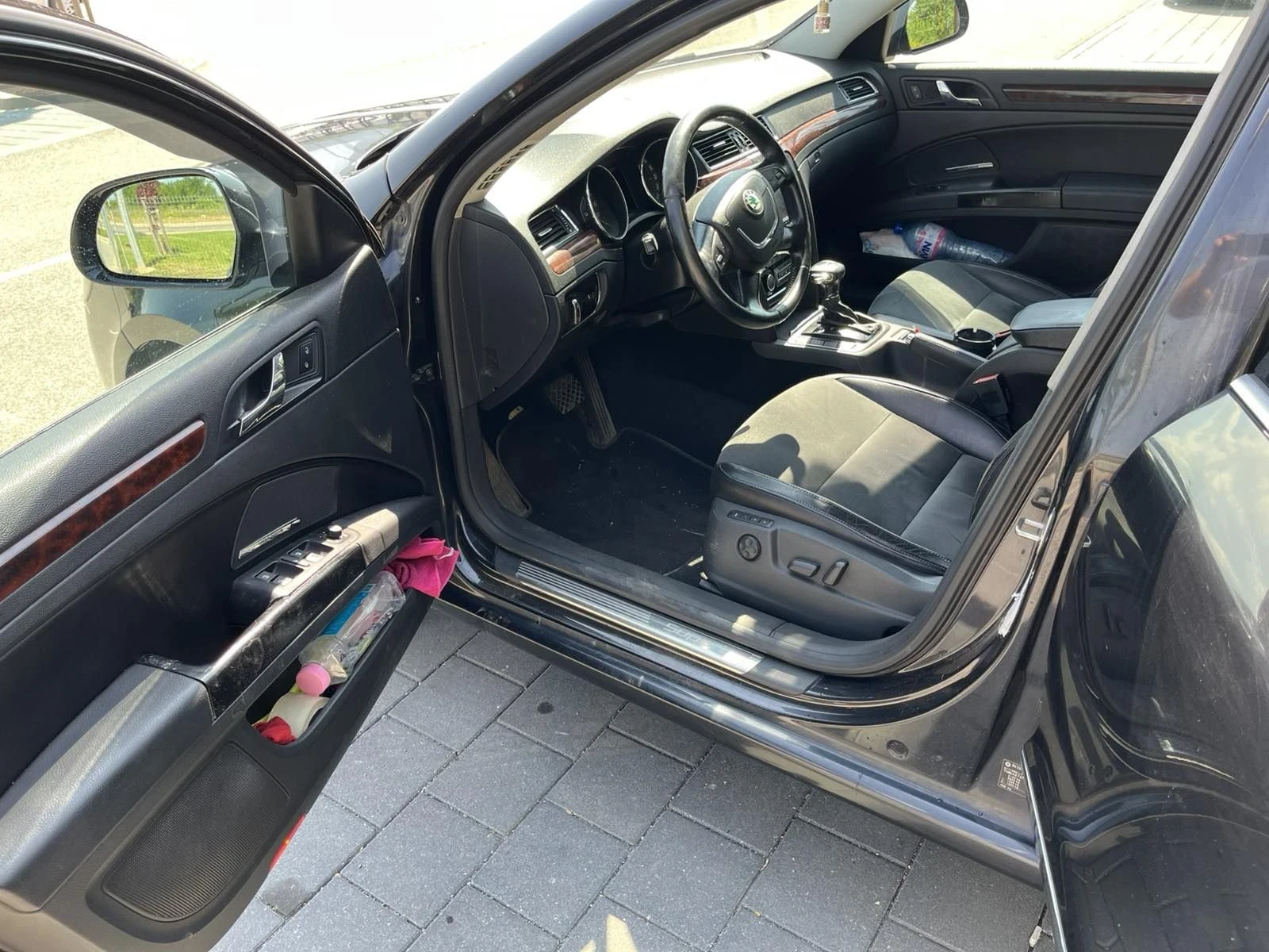 Skoda Superb 2.0TDI/140к.с, снимка 9 - Автомобили и джипове - 56022129