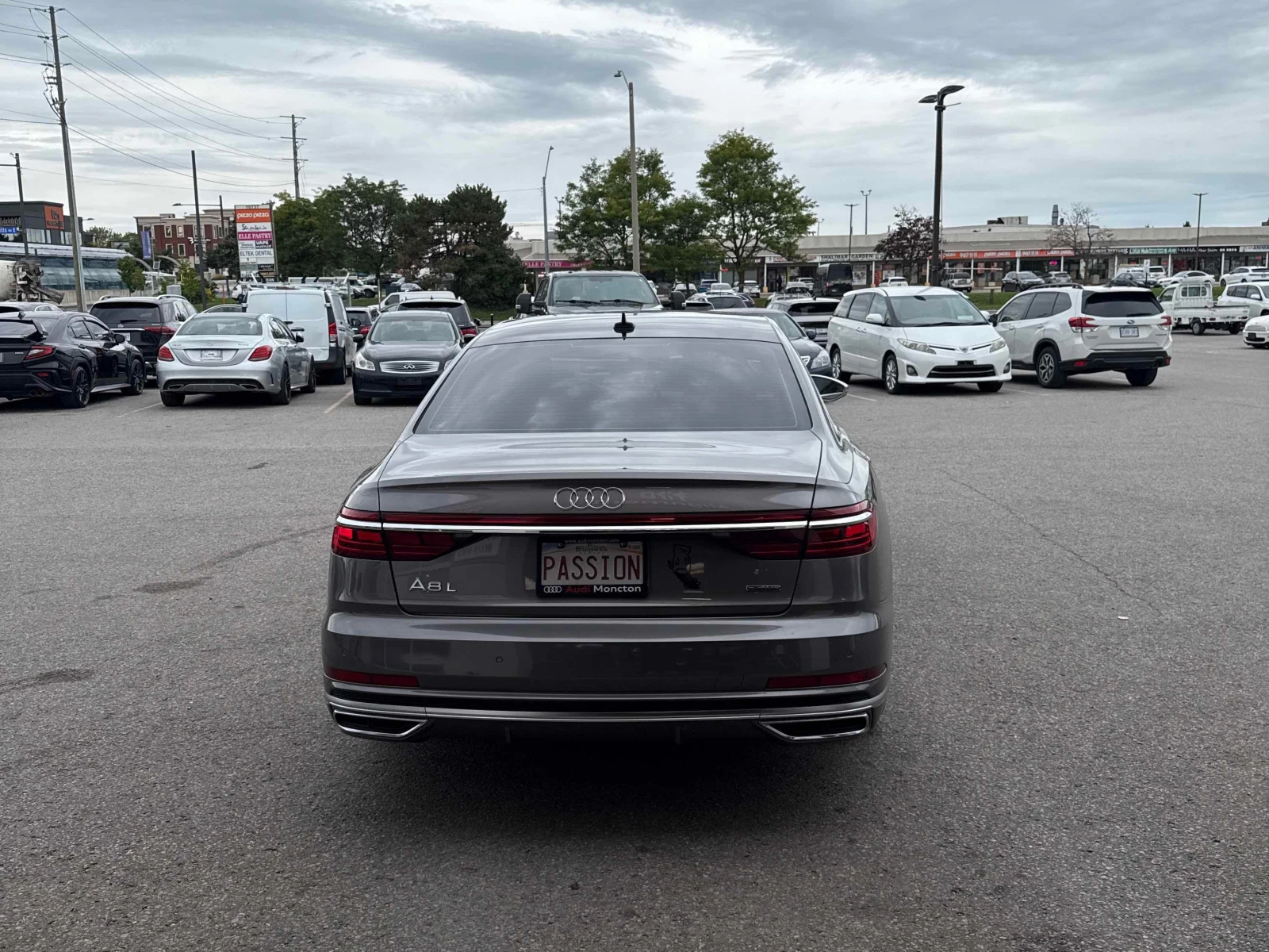 Audi A8 * 60 TFSI * ТЕЛЕВИЗОРИ * БЕЗ ЗАБЕЛЕЖКА, снимка 4 - Автомобили и джипове - 56088467