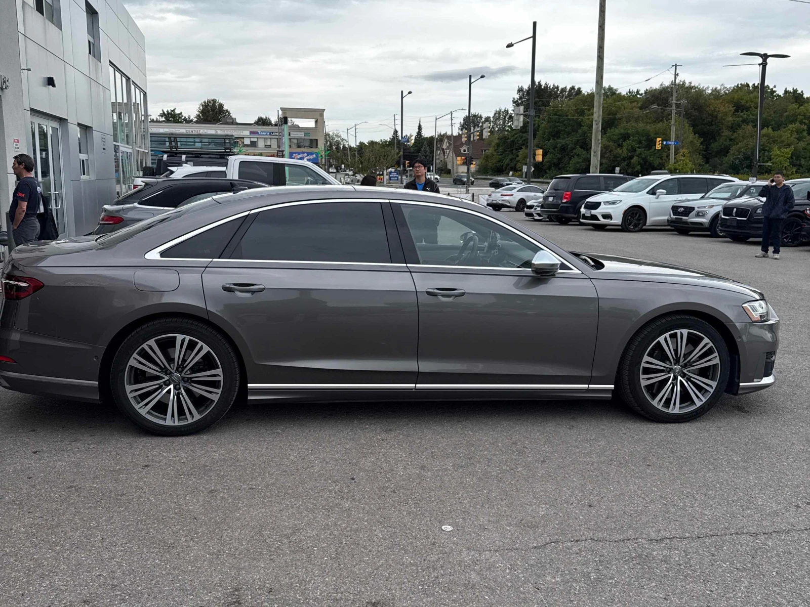 Audi A8 * 60 TFSI * ТЕЛЕВИЗОРИ * БЕЗ ЗАБЕЛЕЖКА, снимка 3 - Автомобили и джипове - 56088467