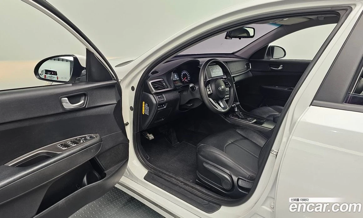 Kia K5 2.0 LPI Luxury, снимка 16 - Автомобили и джипове - 56096203
