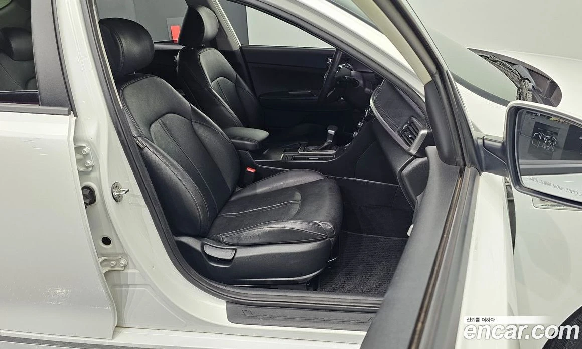 Kia K5 2.0 LPI Luxury, снимка 13 - Автомобили и джипове - 56096203