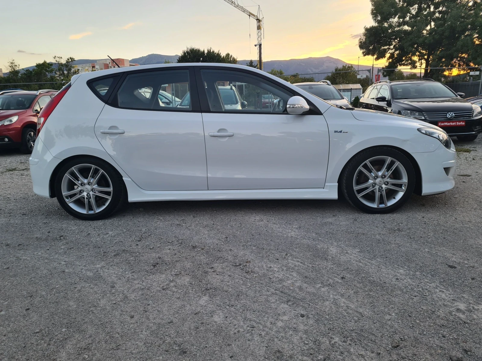 Hyundai I30 1.6i 16V 126p.s  SWISS  | Mobile.bg � ����������� 4