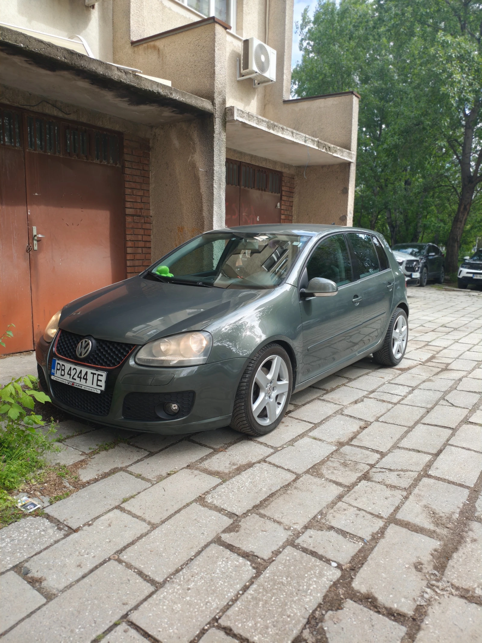 VW Golf, снимка 4 - Автомобили и джипове - 56377808