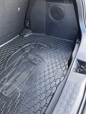 Toyota C-HR сменена хибридна батерия, снимка 17