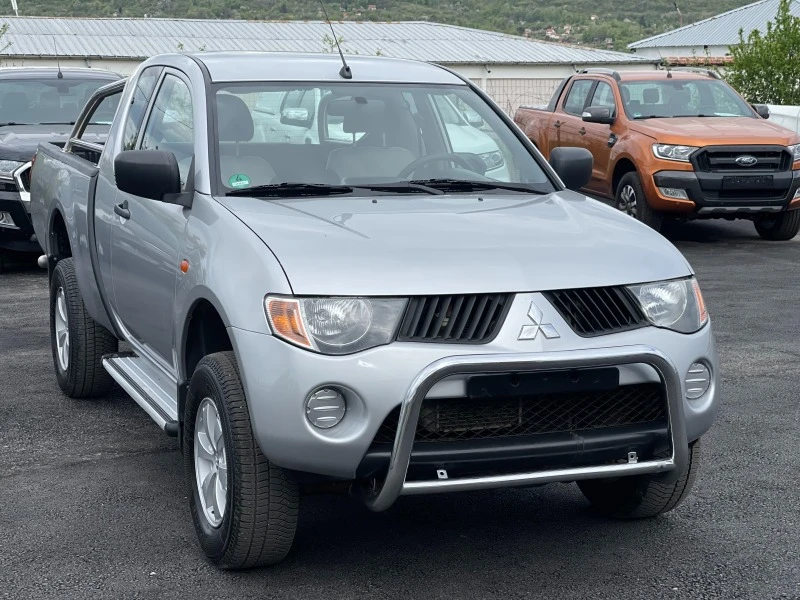 Mitsubishi L200 2.5Di-D Extra Cab 4x4, снимка 7 - Автомобили и джипове - 45116525