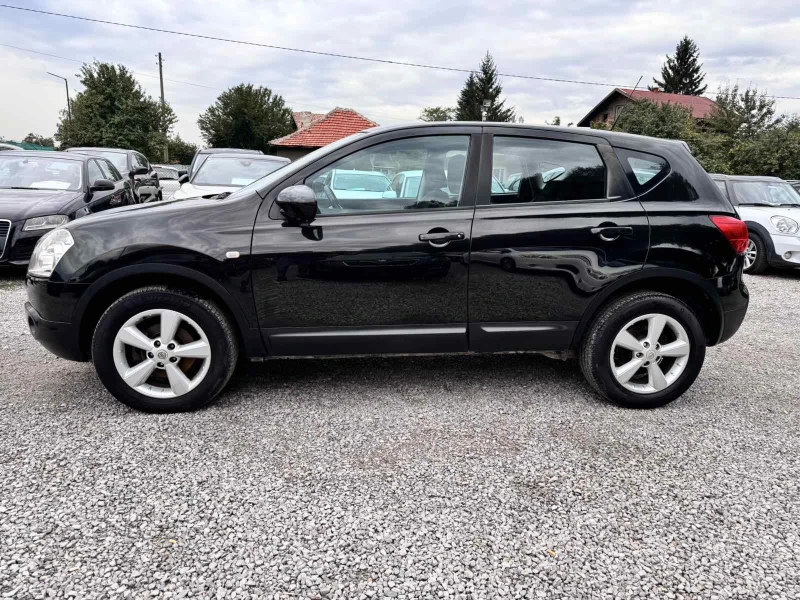 Nissan Qashqai 2.0DCI 4x4 AVTOMATIK, снимка 8 - Автомобили и джипове - 47280376