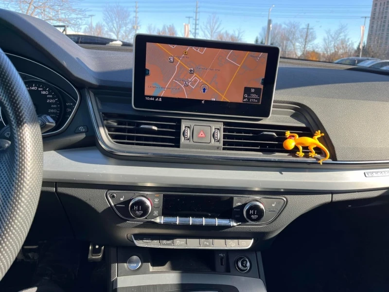 Audi Q5 * Progressiv * CARFAX * БЕЗ ПЪРВОНАЧАЛНА ВНОСКА, снимка 9 - Автомобили и джипове - 52901241