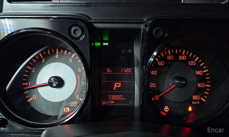 Suzuki Jimny, снимка 8 - Автомобили и джипове - 53271353