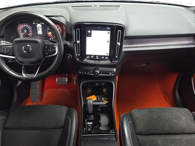 Volvo XC40 B4 R-Design| 252к.с.| ВКЛ.ТЕХНОТЕСТ, снимка 7 - Автомобили и джипове - 55222886