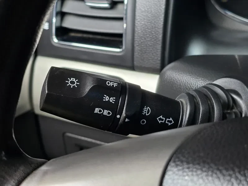 Chevrolet Captiva 2Wd Ls, снимка 13 - Автомобили и джипове - 56224413