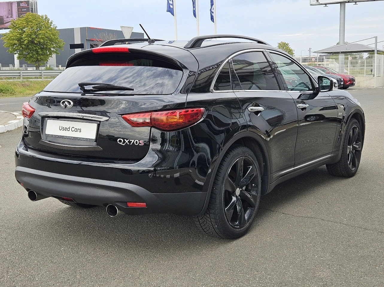 Infiniti QX70  - изображение 3