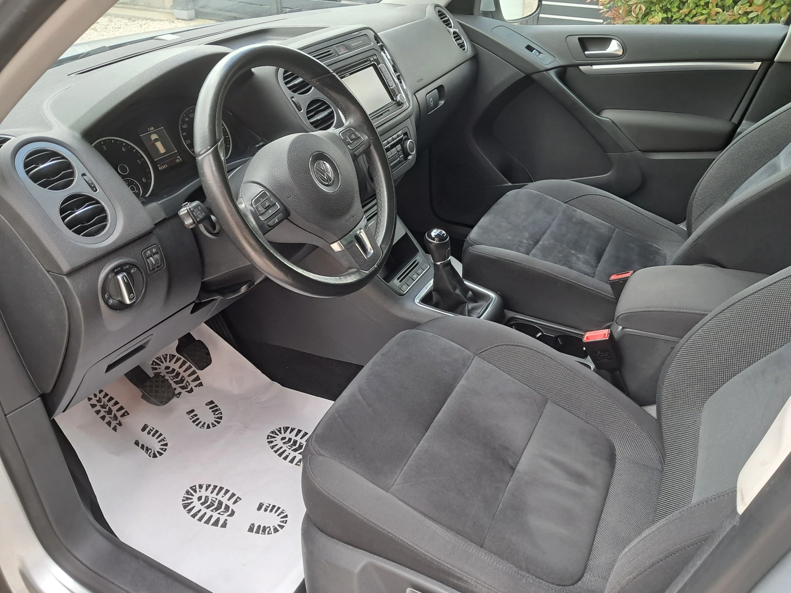 VW Tiguan 2.0TDi-4Motion-83000 км - изображение 6