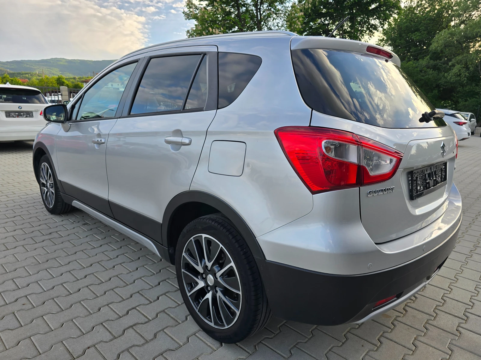 Suzuki SX4 S-Cross 1.6 Di-D, 120к.с., 6 ск., Парктроник, Keyless! - изображение 6