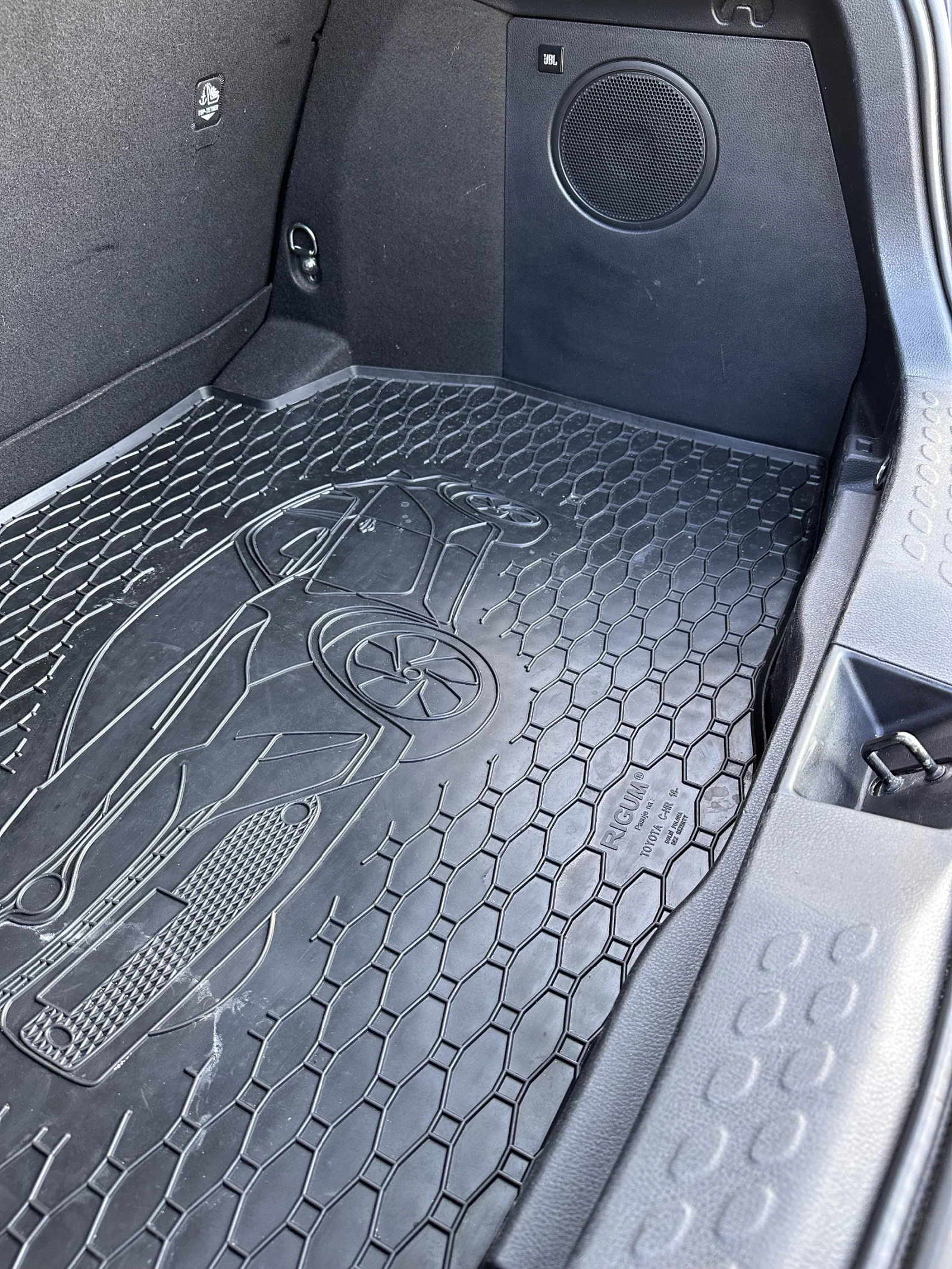 Toyota C-HR ������� �������� ������� | Mobile.bg � ����������� 17