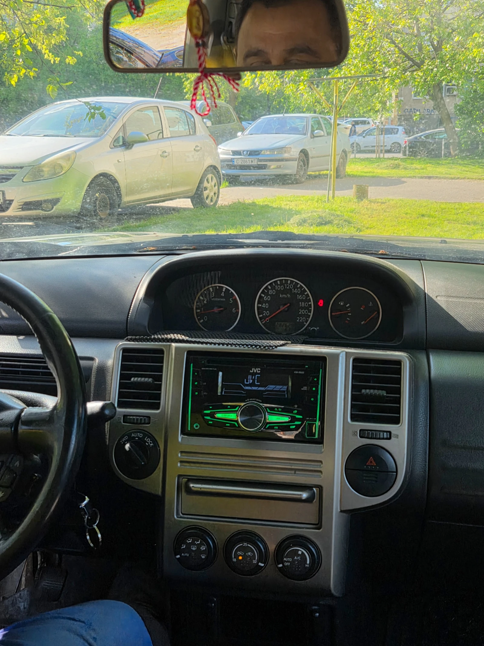 Nissan X-trail, снимка 9 - Автомобили и джипове - 54430155