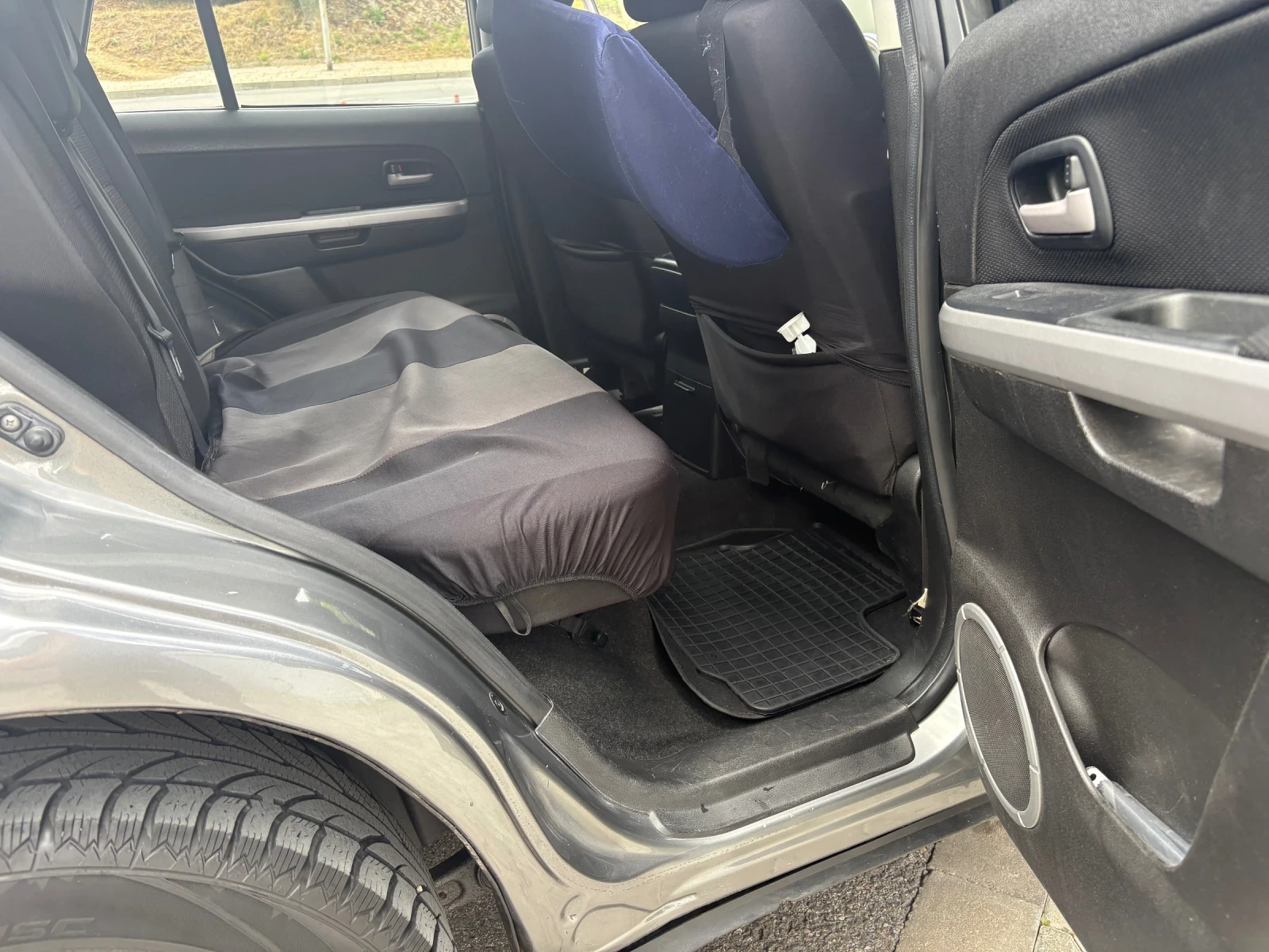 Suzuki Grand vitara, снимка 11 - Автомобили и джипове - 54893273