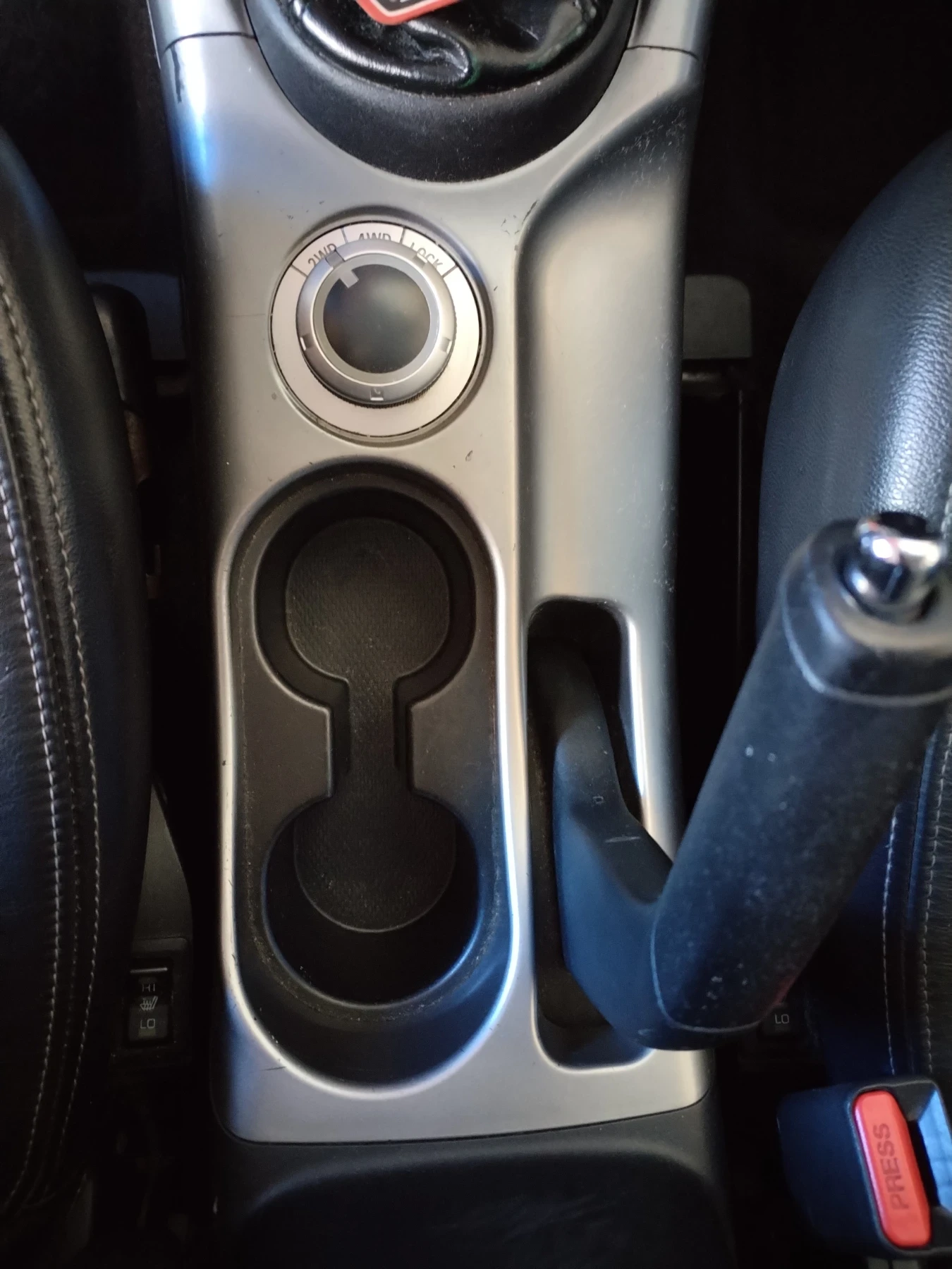 Mitsubishi Outlander 2.2, снимка 11 - Автомобили и джипове - 55117127
