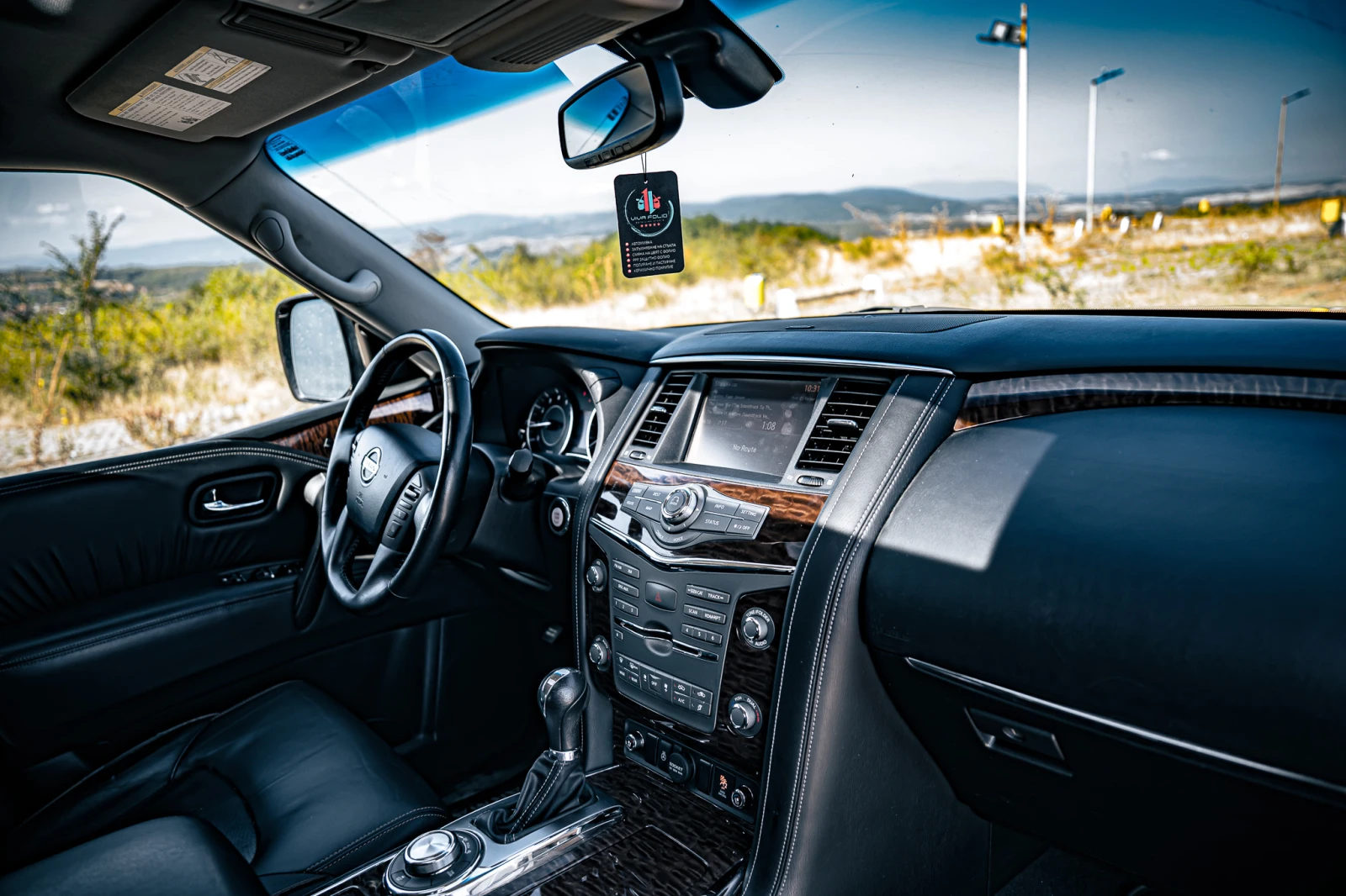 Nissan Armada Platinum/SL 5.8 V8, снимка 11 - Автомобили и джипове - 55924749