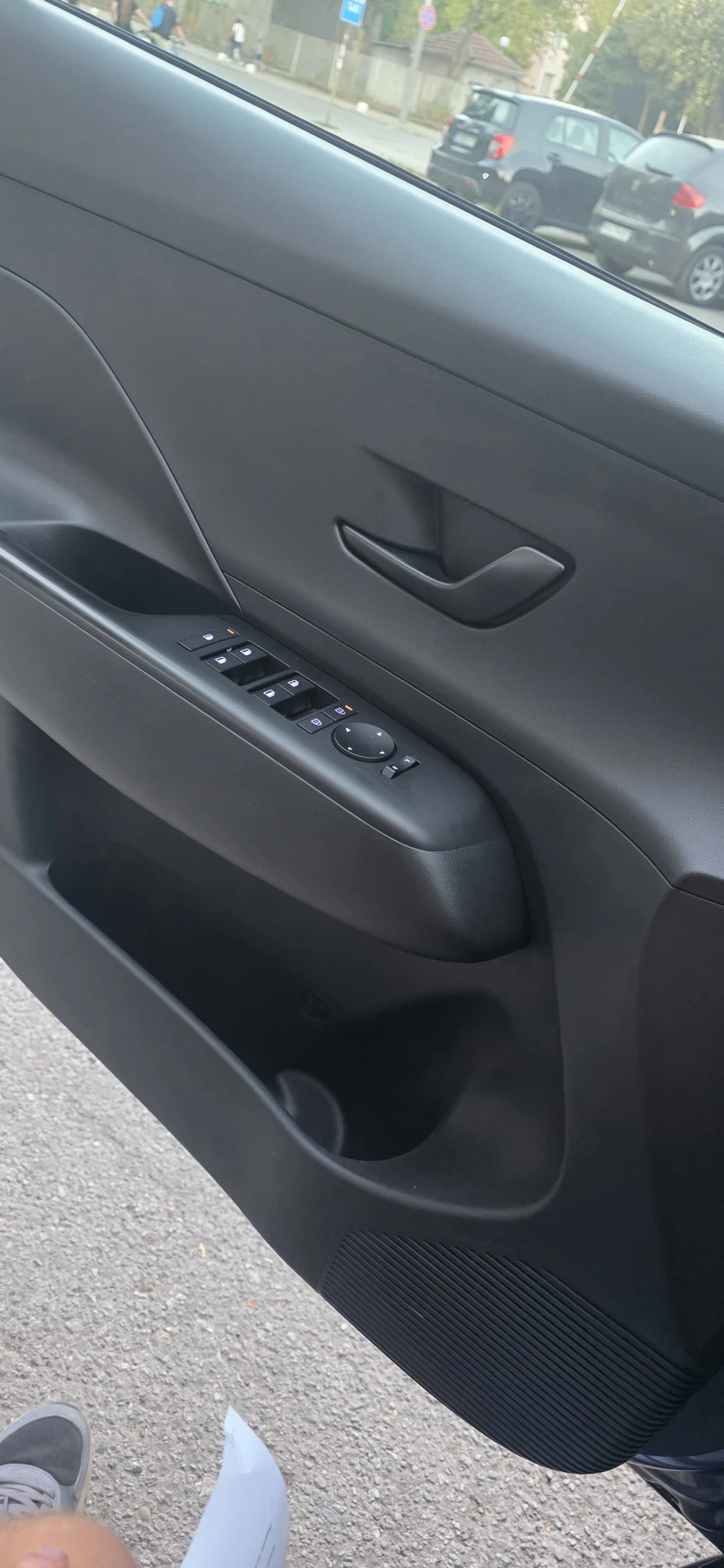Hyundai Kona EV, снимка 14 - Автомобили и джипове - 55948855