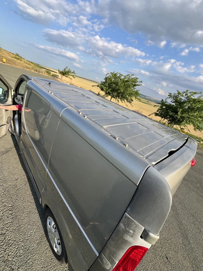 Renault Trafic 2.0, снимка 15 - Бусове и автобуси - 52490989