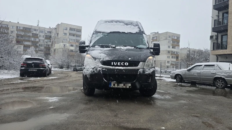 Iveco 35c13 Daily, снимка 2 - Бусове и автобуси - 53343572