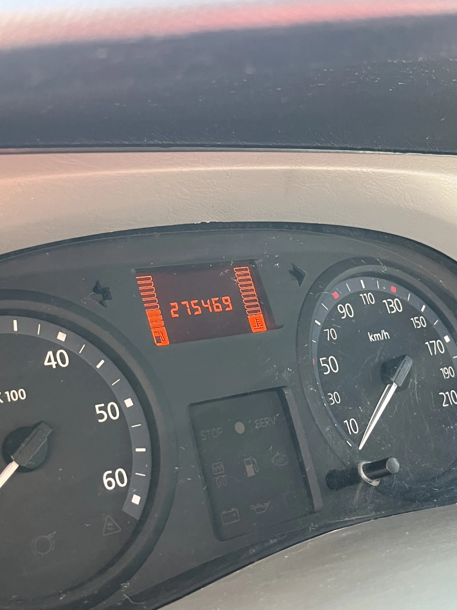 Renault Trafic 2.0 - изображение 7