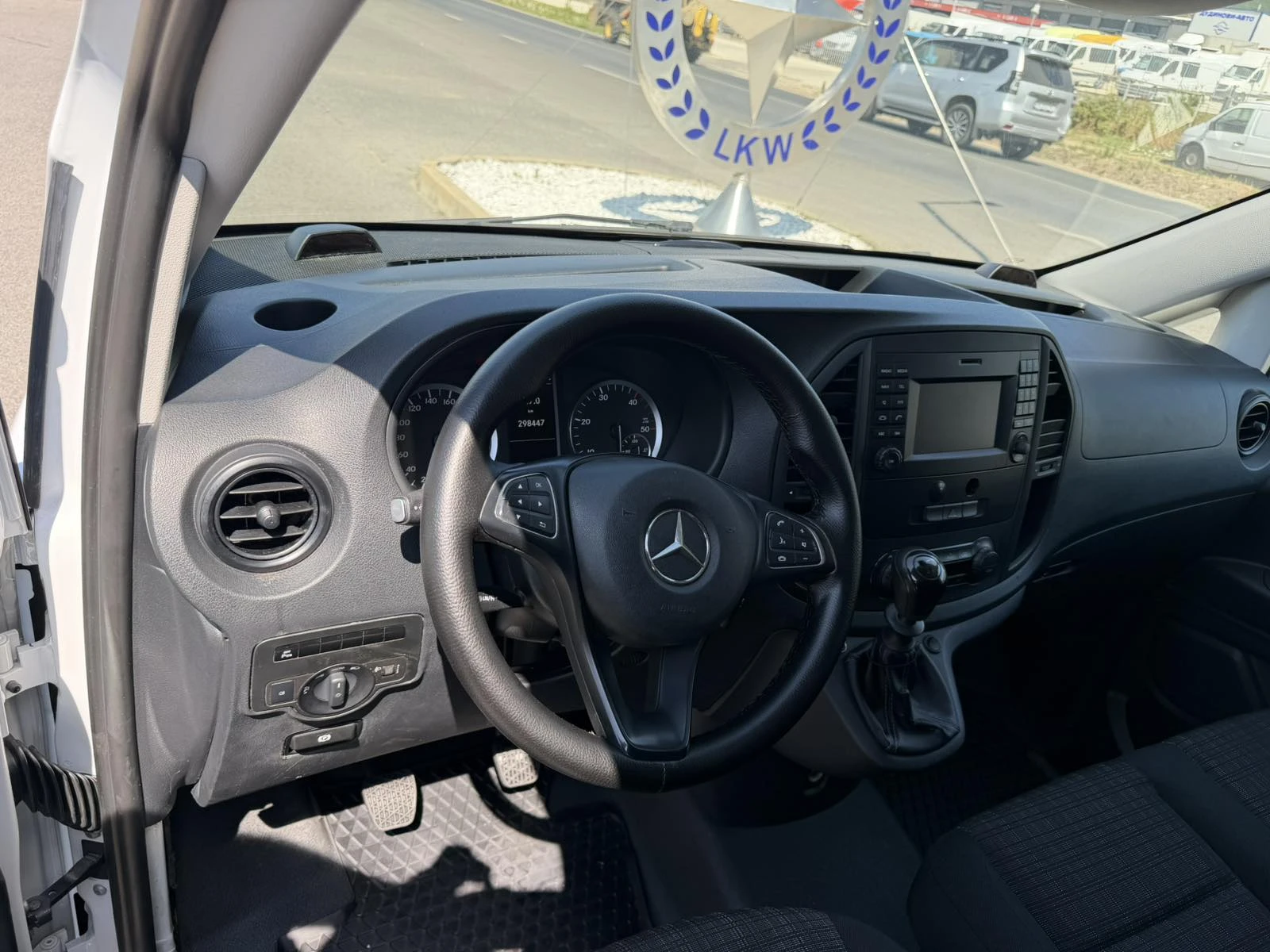 Mercedes-Benz Vito 111CDI/XXL/Климатроник, снимка 7 - Бусове и автобуси - 55362962