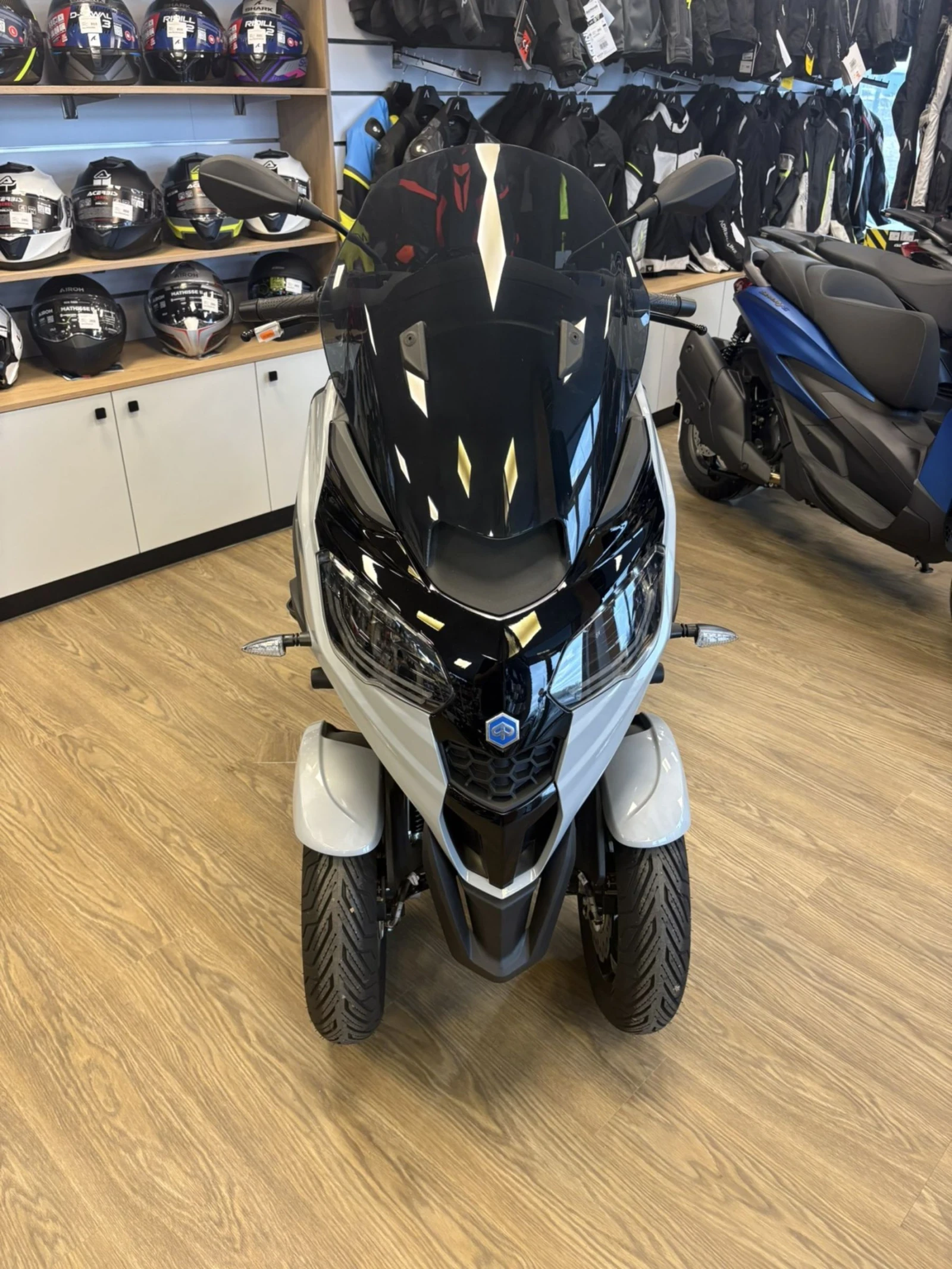 Piaggio Mp3 MP3 310 sport нов - изображение 2