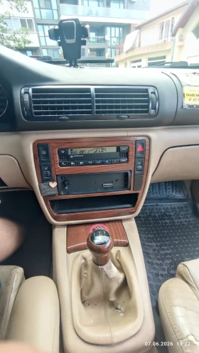 VW Passat 1.9 TDI 110к.с., снимка 17