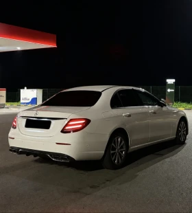 Mercedes-Benz E 220 AMG-LINE 9G TRONIC, снимка 4