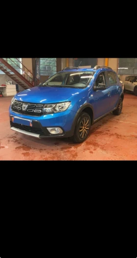 Dacia Sandero 1.0 - изображение 1