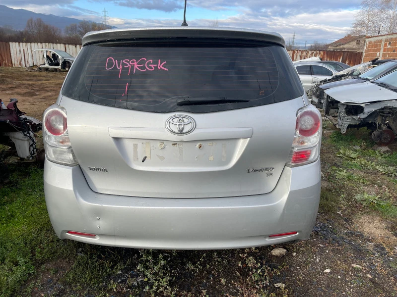 Toyota Verso На Часто Toyota Verso 2.0 D-4d 126к.с 2010г, снимка 5 - Автомобили и джипове - 41260140