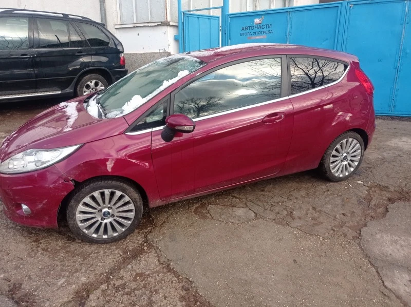 Ford Fiesta 1.25, снимка 10 - Автомобили и джипове - 46668223