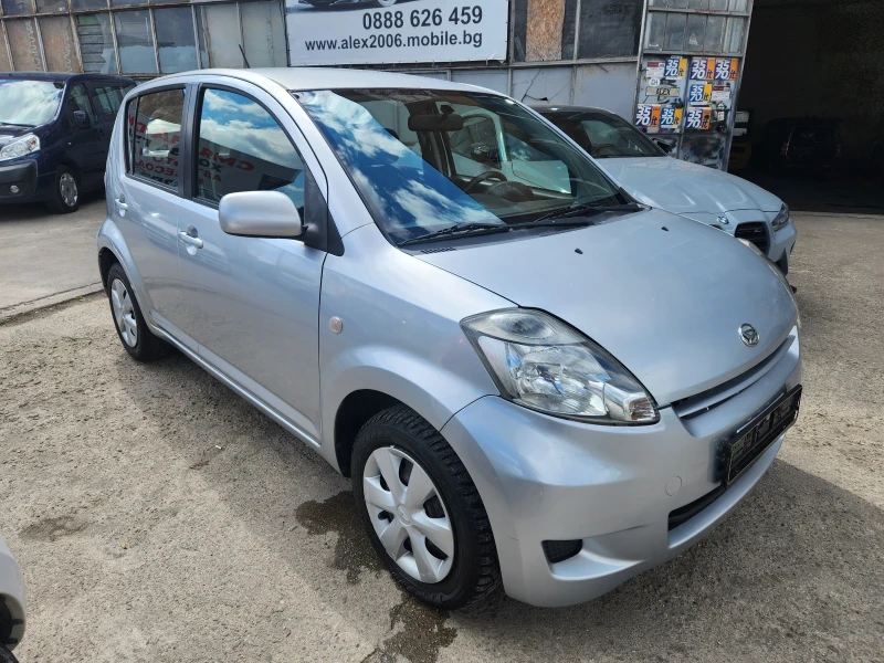 Daihatsu Sirion, снимка 2 - Автомобили и джипове - 44935137