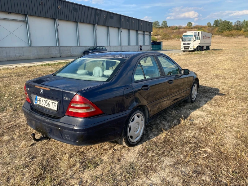 Mercedes-Benz 220 2, 2 CDI, снимка 5 - Автомобили и джипове - 47325817