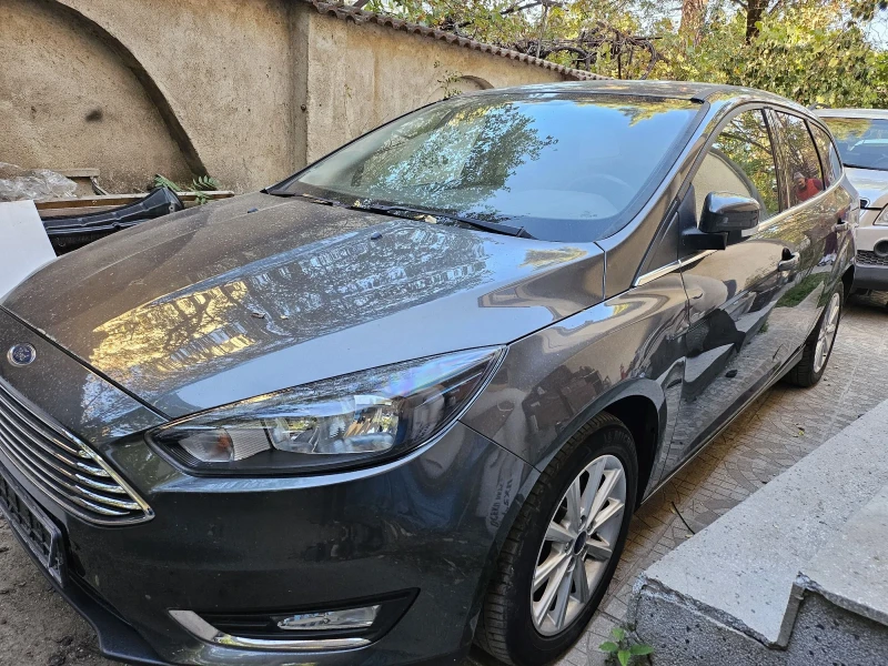 Ford Focus 1.5, снимка 16 - Автомобили и джипове - 47465933