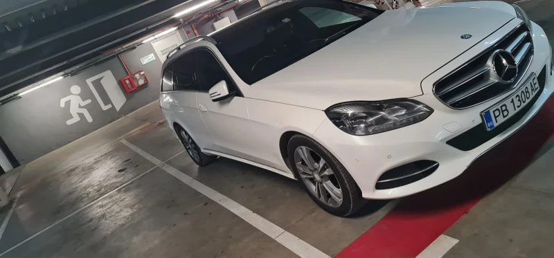 Mercedes-Benz E 220 220CD?, снимка 7 - Автомобили и джипове - 47709500